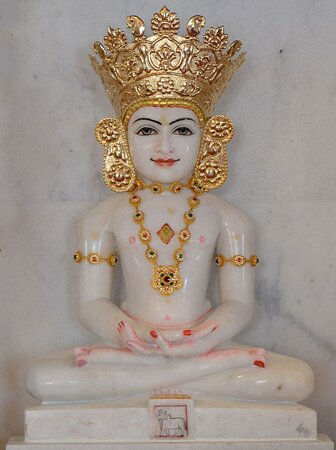 Rishabhdev Bhagwan idol